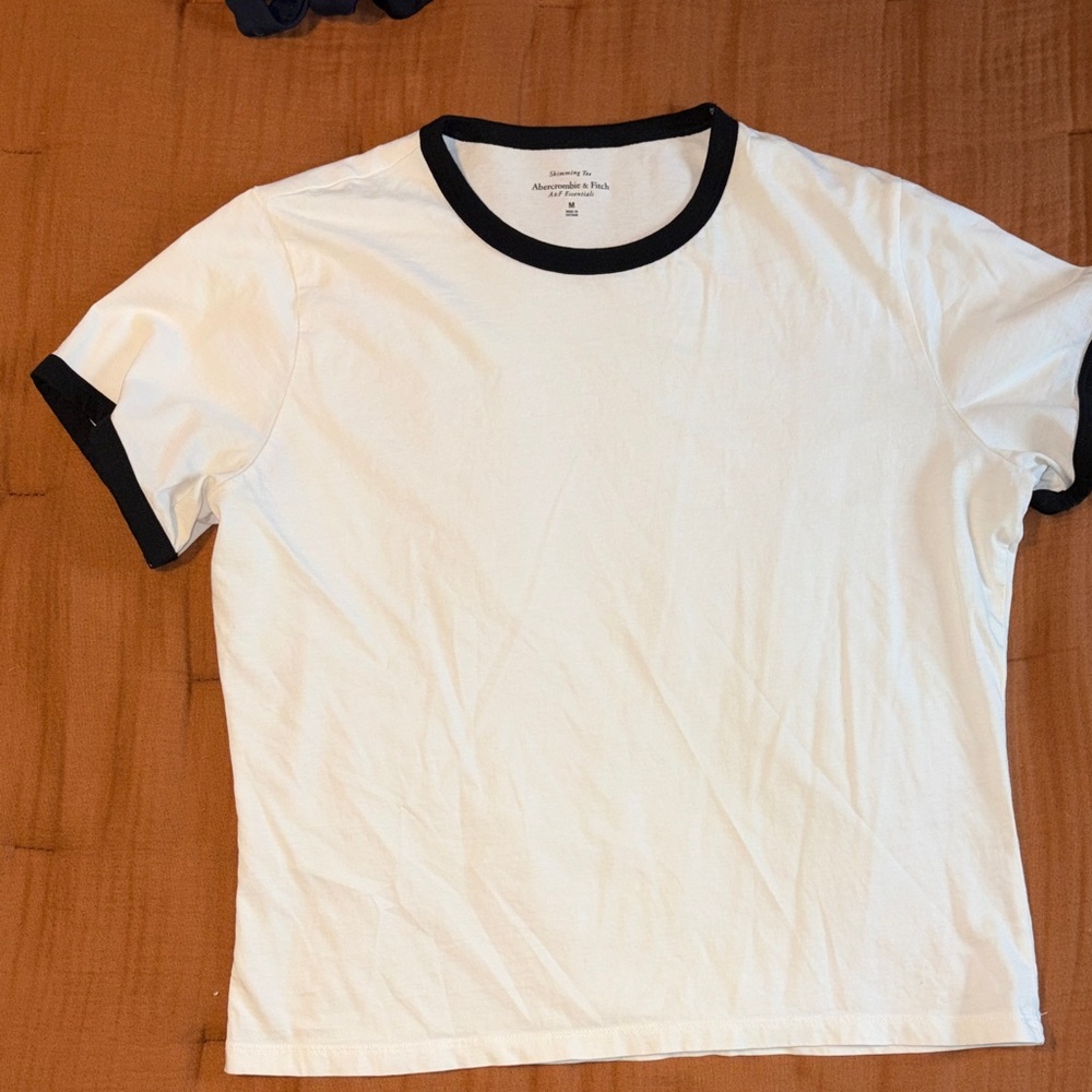 Abercrombie and fitch White T-Shirt with Black Trim medium